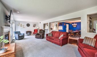 125 Stahl Rd, Amherst, NY 14068