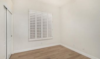 925 W SAN MARCOS Dr, Chandler, AZ 85225