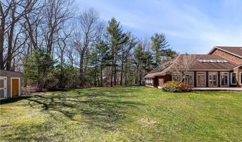 35 River Run, East Greenwich, RI 02818
