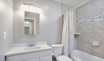 10704 MUIRFIELD Dr, Potomac, MD 20854