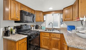 10 P St, Cascade, ID 83611