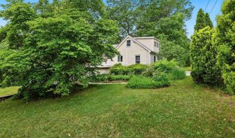 648 Raymond Rd, Chester, NH 03036