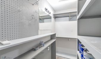 3183 Curry Ln, Abilene, TX 79605