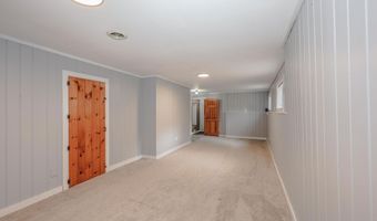 50 Edinburgh Dr, Bedford, NH 03110
