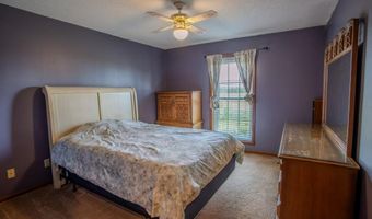 68 Smart Rd, Baxley, GA 31513