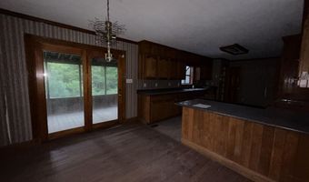 2925 Bakers Chapel Church Rd, Big Sandy, TN 38221