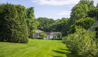 865 Hollow Tree Ridge Rd, Darien, CT 06820