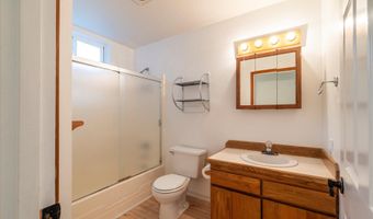 1057 4th St SE, Bandon, OR 97411