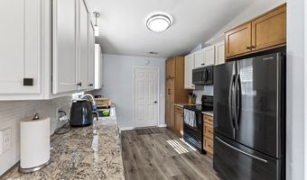 3020 Shadow Lake Dr, Indianapolis, IN 46217
