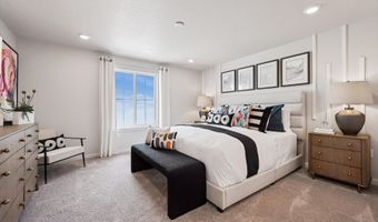 22589 E 47th Dr, Aurora, CO 80019