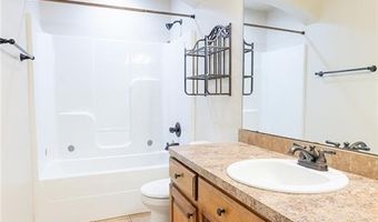 2001 Yukon Dr, Barling, AR 72923