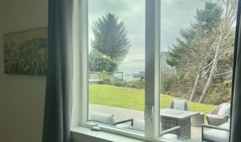 7205 EDGE CLIFF Dr, Brookings, OR 97415