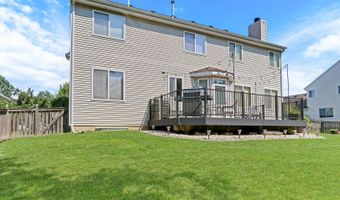 700 Needlegrass Pkwy, Antioch, IL 60002