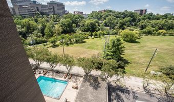 1050 Wall St 8D, Ann Arbor, MI 48105