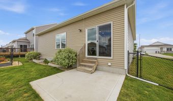 4215 NW Cedarwood Dr, Ankeny, IA 50023