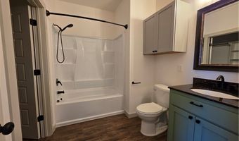 8 Horncastle Dr, Bella Vista, AR 72714