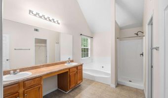 4849 Lily Stem Dr, Auburn, GA 30011