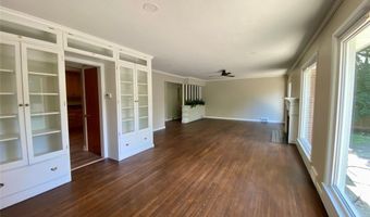 456 Sunset View Dr, Akron, OH 44320