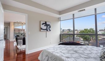 2001 15TH St N 306, Arlington, VA 22201