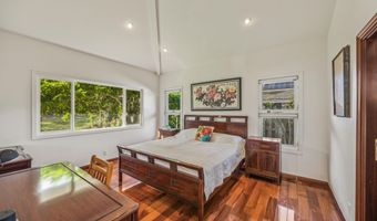 355 Kamalei Cir, Kahului, HI 96732