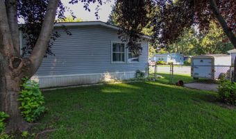 443 Piccadilly Cir, Bismarck, ND 58504