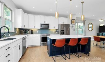 11043 Stetler St, Charlotte, NC 28204
