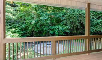 95 Cherokee Ave, Andrews, NC 28901
