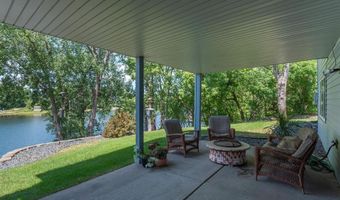 15825 Garden View Dr, Apple Valley, MN 55124