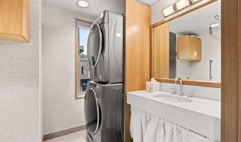 122 W Main St, Aspen, CO 81611