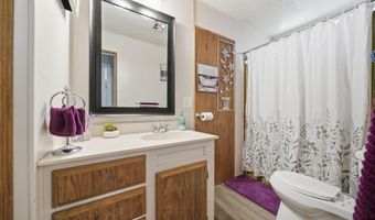 17300 Lassen Ave, Anderson, CA 96007