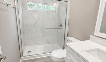 1215 Maryland Dr, Albany, GA 31707