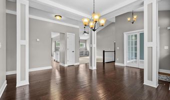 5730 Summerset Woods Dr, Alto, MI 49302