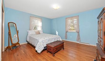 213 VALLEY Ln, Hockessin, DE 19707