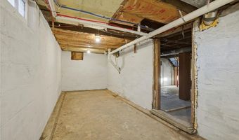 949 E 6th St, Ashtabula, OH 44004