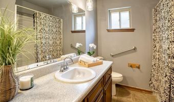 1308 6th Ter, Barling, AR 72923