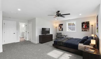 14 Stacey Ln 2, Chester, NH 03036