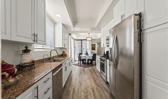 1935 Malcolm Ave 201, Los Angeles, CA 90025