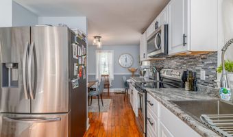 795 Riverside Dr, Augusta, ME 04330