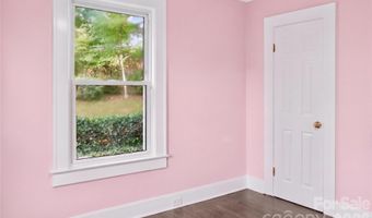 208 N 5th St, Albemarle, NC 28001