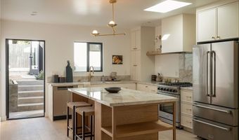 3923 Revere Ave, Los Angeles, CA 90039