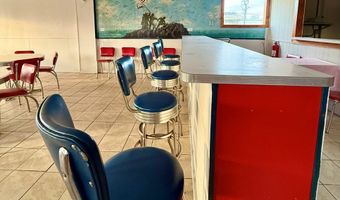 21 Fair St, Baxley, GA 31513