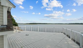 99 Boyce Ave, Barrington, RI 02806
