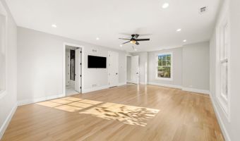 1418 W Maude Ave, Arlington Heights, IL 60004