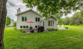 7549 W Village Crest Dr, Madison, WI 53719