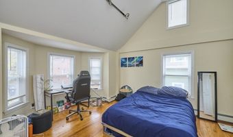 15-17 Peaceable St, Boston, MA 02135