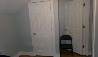 204 Hawthorne St, Alma, MI 48801
