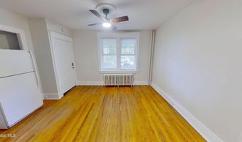 568 Park Ave Apt 1, Albany, NY 12208