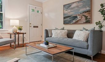 1401 S EDGEWOOD St 492, Arlington, VA 22204