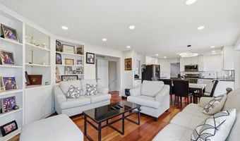 2243 Sun Valley Dr, Ann Arbor, MI 48108