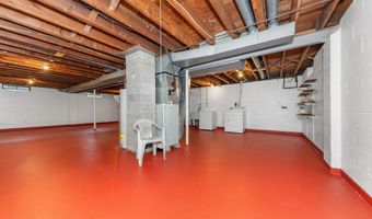 1025 Western Dr, Ann Arbor, MI 48103